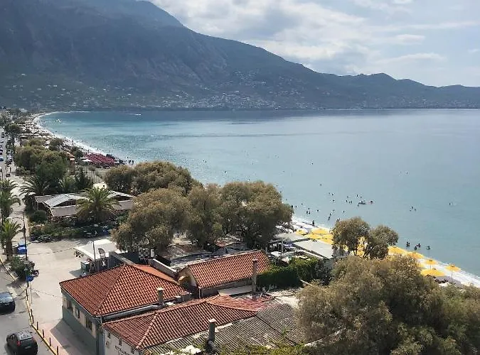 Anthia Seaview Apartament